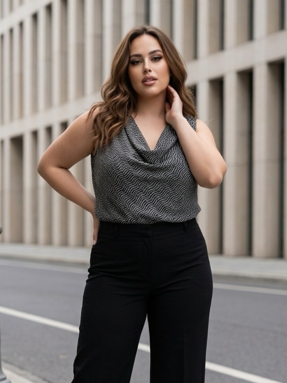 Addition Elle Black & White Zigzag V-Neck Sleeveless Top like size L-XL